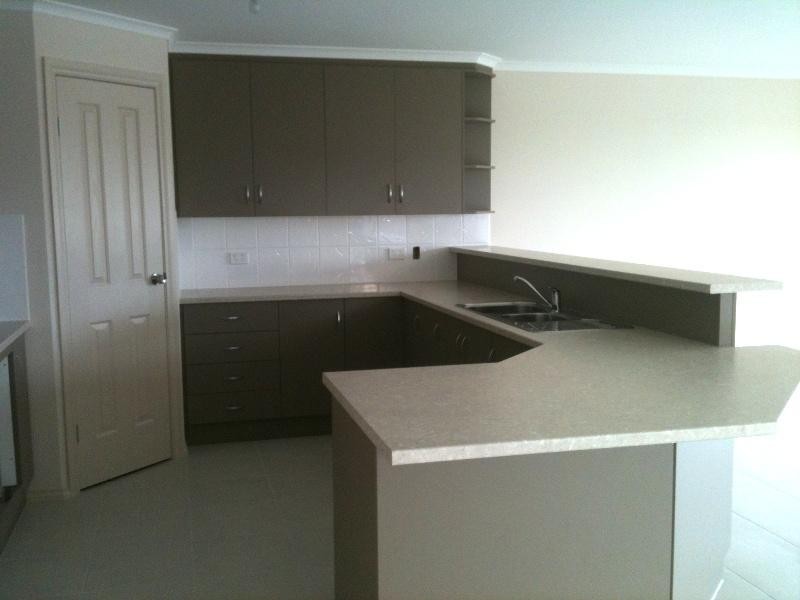 21 Sandy Lane, Hackham SA 5163