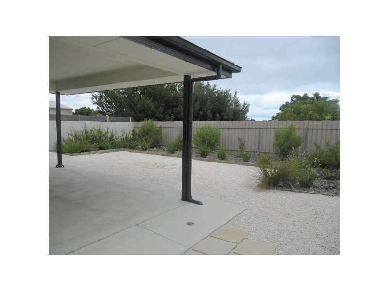 21 Sandy Lane, Hackham SA 5163