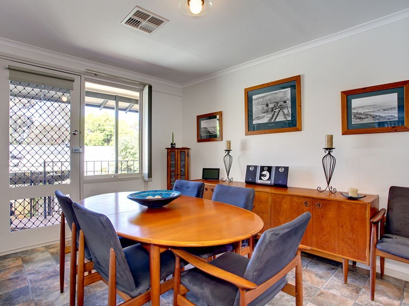 13 Valerian Court, Christie Downs SA 5164