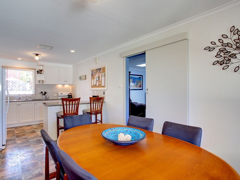 13 Valerian Court, Christie Downs SA 5164