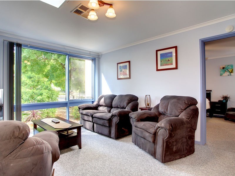 13 Valerian Court, Christie Downs SA 5164