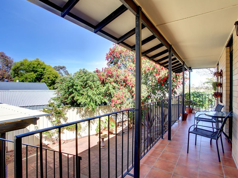 13 Valerian Court, Christie Downs SA 5164