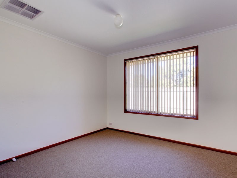 30 Lantern Drive, Seaford Rise SA 5169