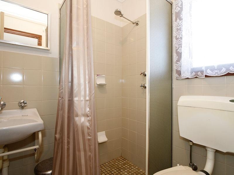 27 Narvik Crescent, Hackham West SA 5163