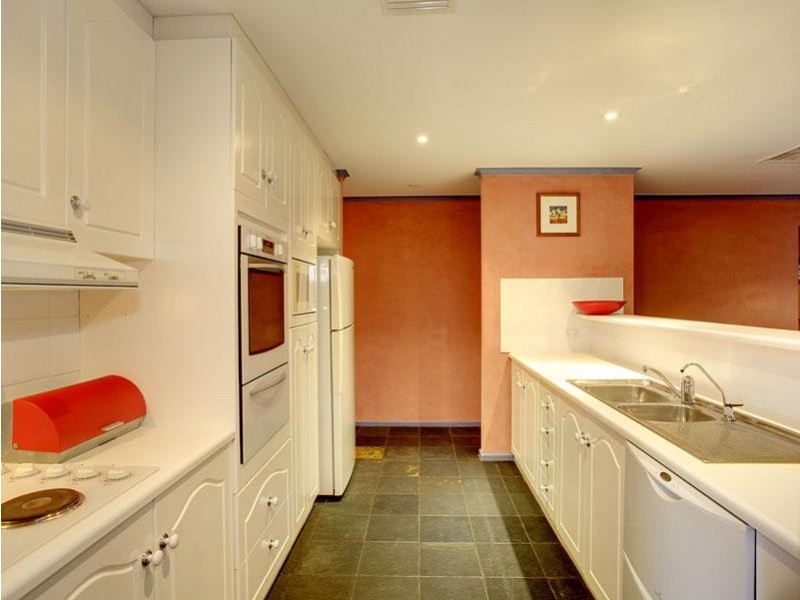 2 Jasmine Avenue, Maslin Beach SA 5170