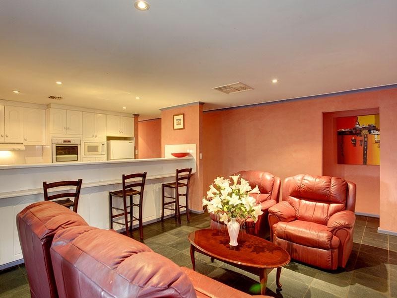 2 Jasmine Avenue, Maslin Beach SA 5170