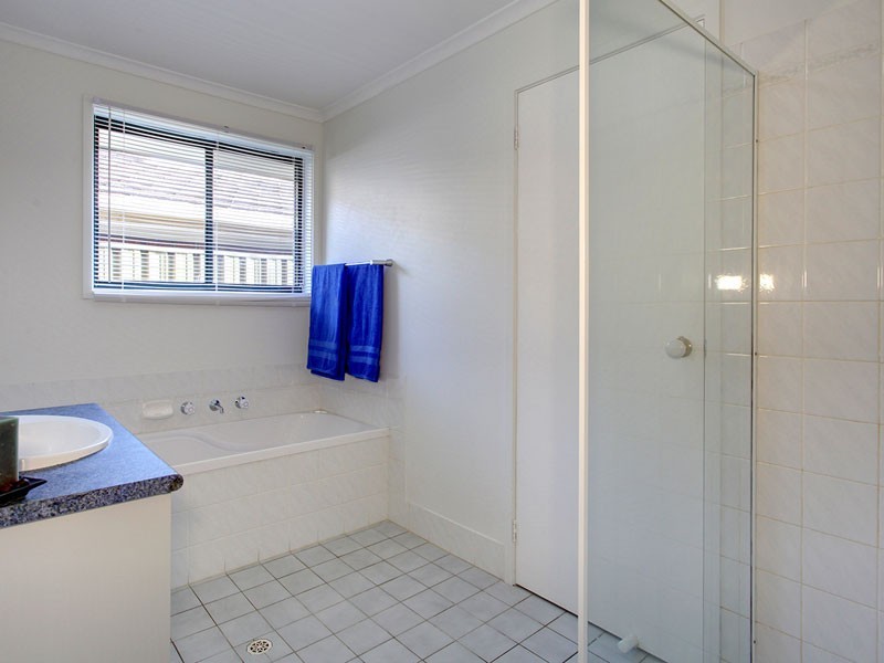 18 McCormack Crescent, Woodcroft SA 5162