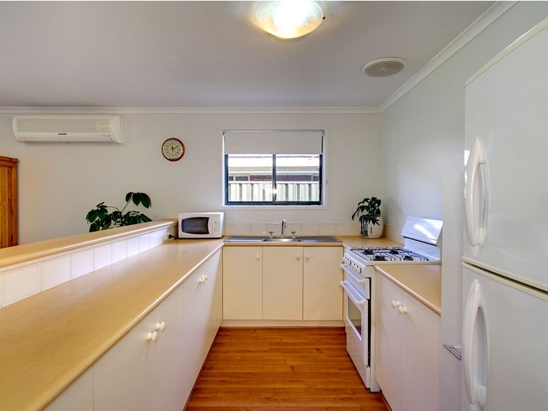 18 McCormack Crescent, Woodcroft SA 5162