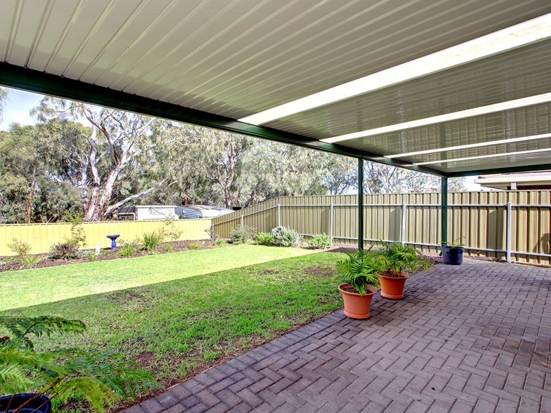 18 McCormack Crescent, Woodcroft SA 5162