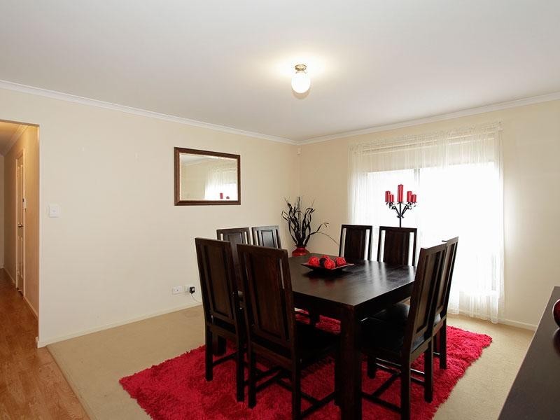 22 Kari Crescent, Huntfield Heights SA 5163