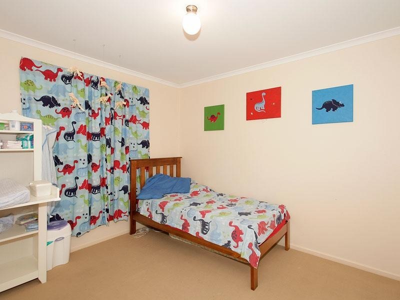 22 Kari Crescent, Huntfield Heights SA 5163