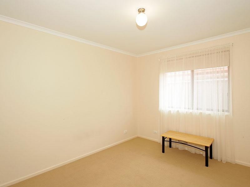 22 Kari Crescent, Huntfield Heights SA 5163