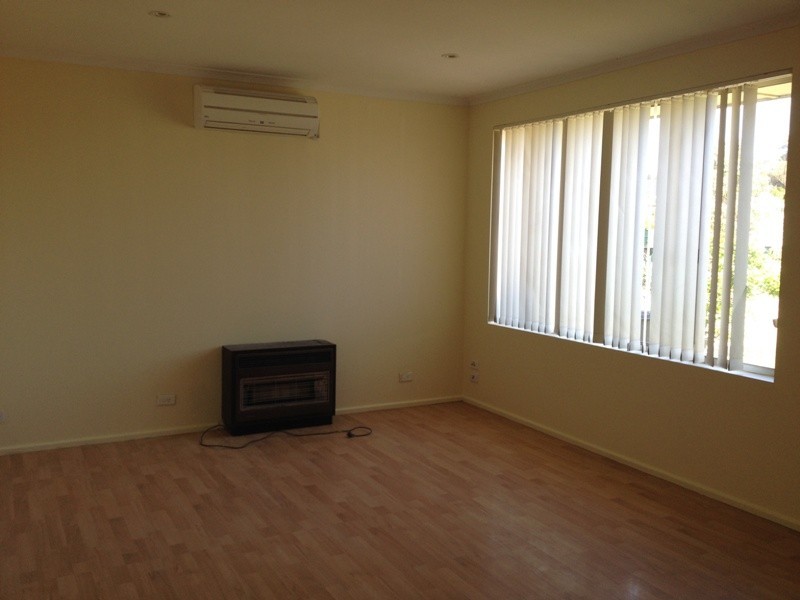 26 Featherstone Drive, Huntfield Heights SA 5163
