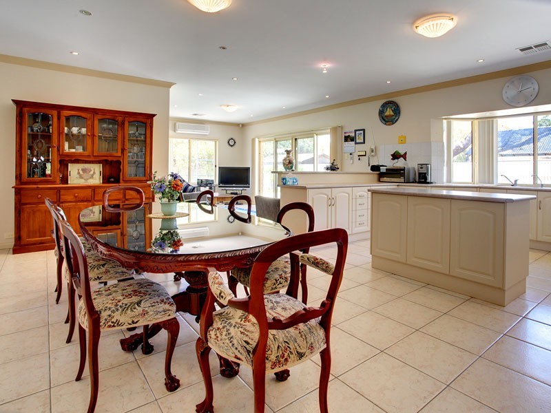 41 Aldam Avenue, Aldinga Beach SA 5173