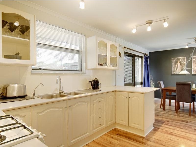 2 Weatherly Road, Happy Valley SA 5159