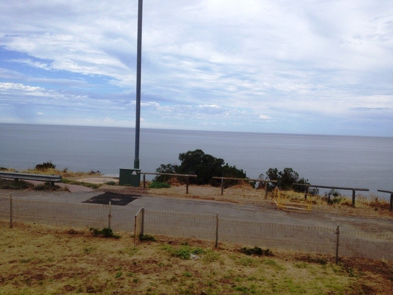 3 Mentone Parade, O’sullivan Beach SA 5166
