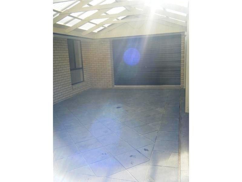 27 Lancaster Circuit, Old Noarlunga SA 5168