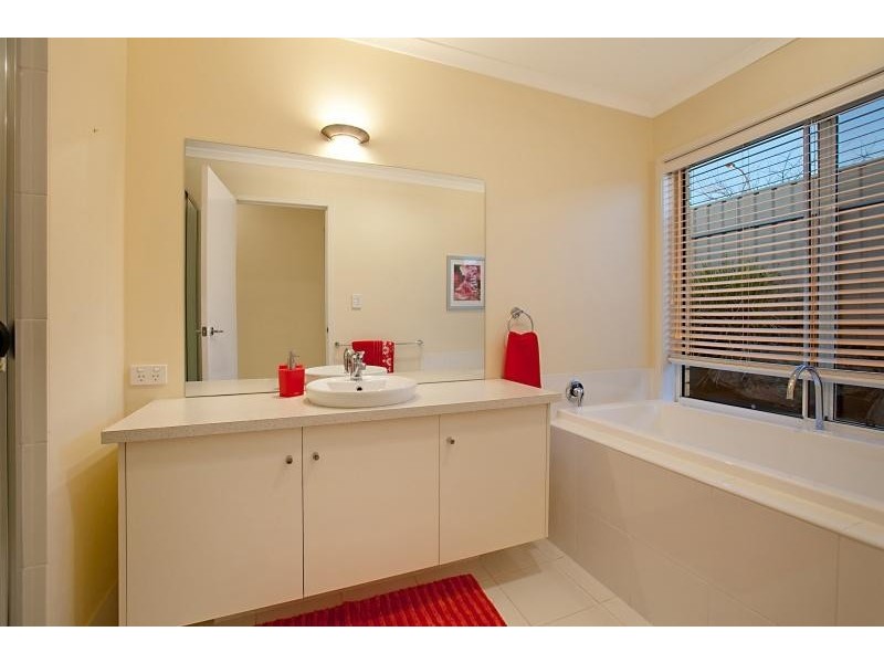 1 Marine Place, Seaford Rise SA 5169