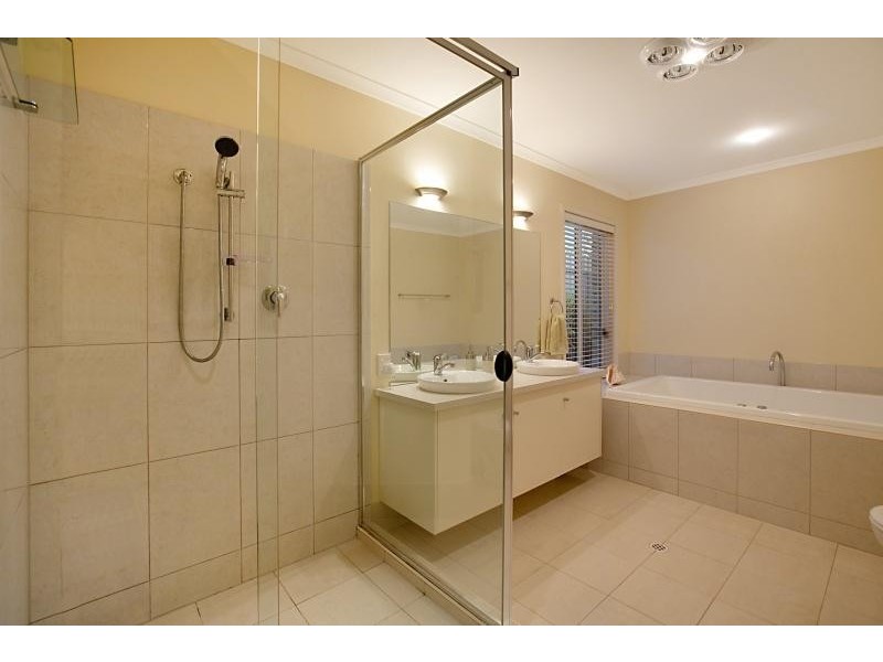 1 Marine Place, Seaford Rise SA 5169