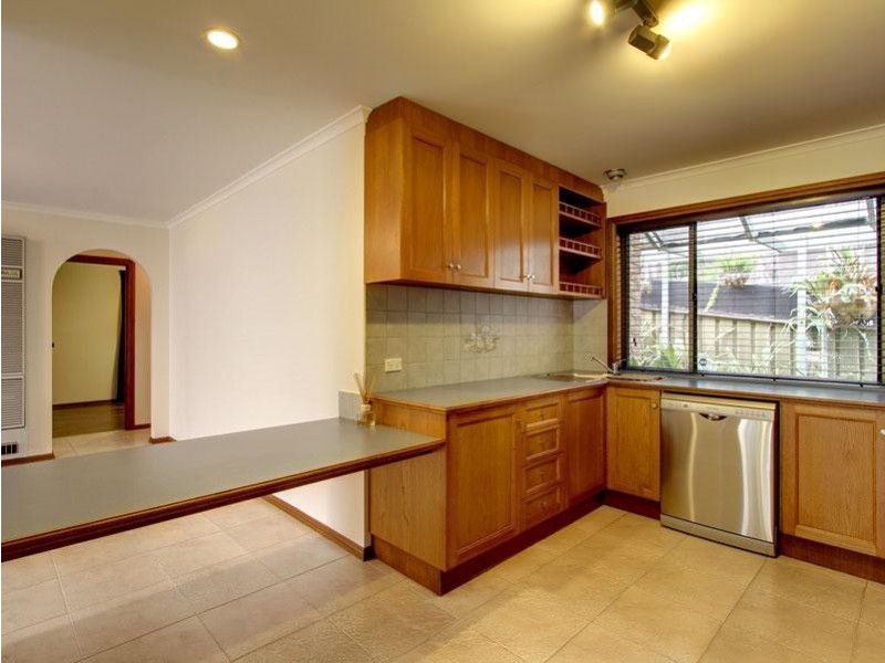 51 Tania Drive, Aberfoyle Park SA 5159