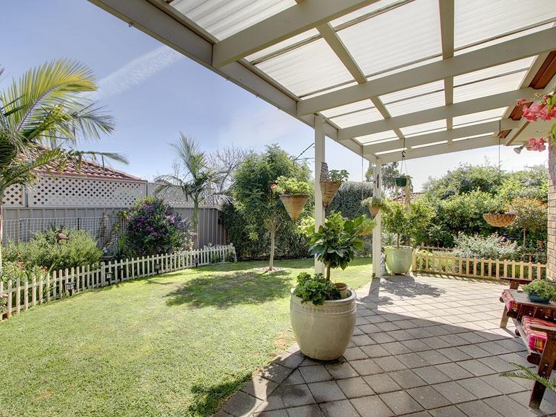 6 Partalunga Circuit, Woodcroft SA 5162