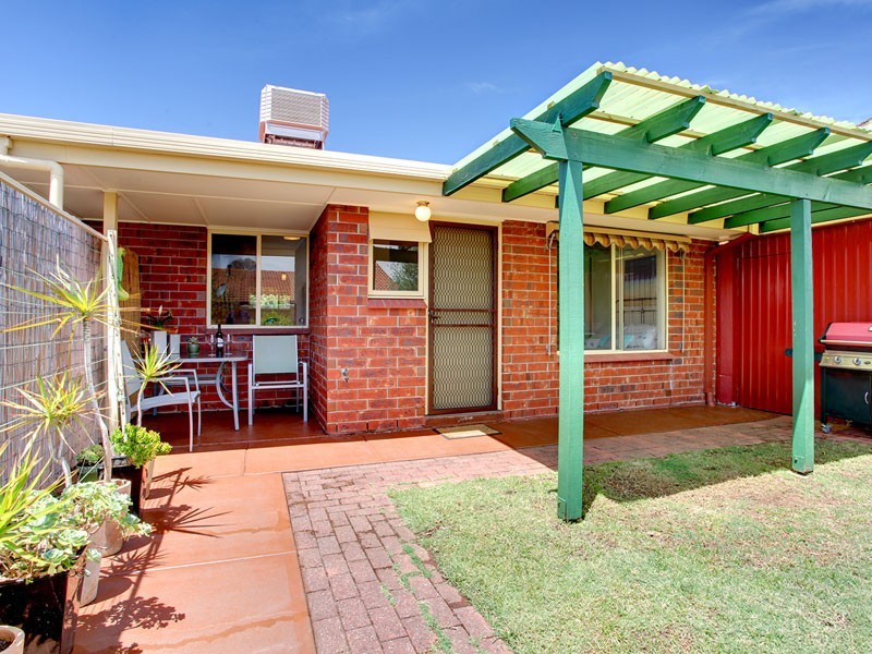 Unit 8, 2 Woodcock Place, Morphett Vale SA 5162