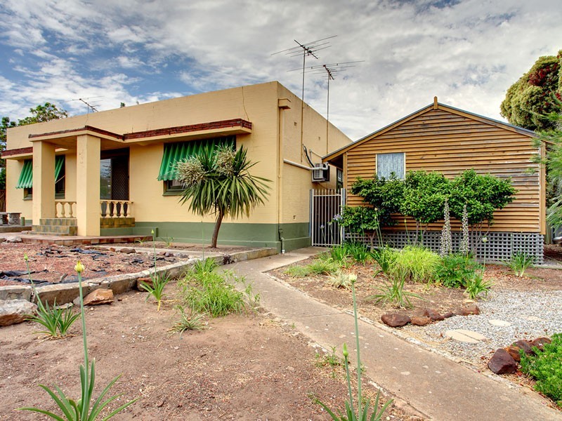 10 Roy Terrace, Christies Beach SA 5165