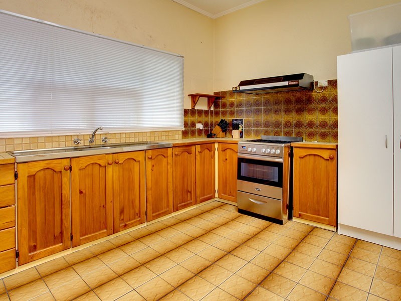 10 Roy Terrace, Christies Beach SA 5165