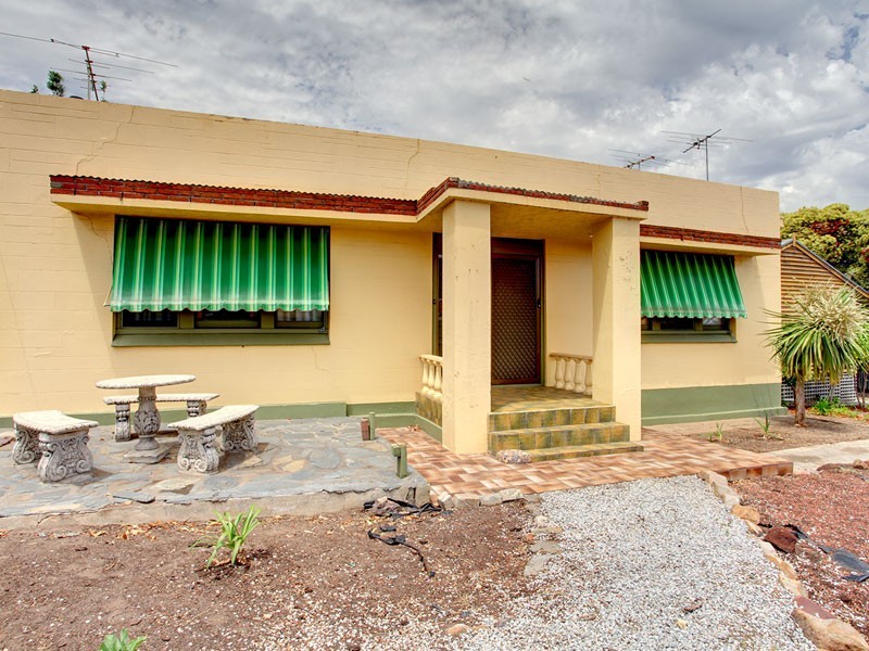 10 Roy Terrace, Christies Beach SA 5165