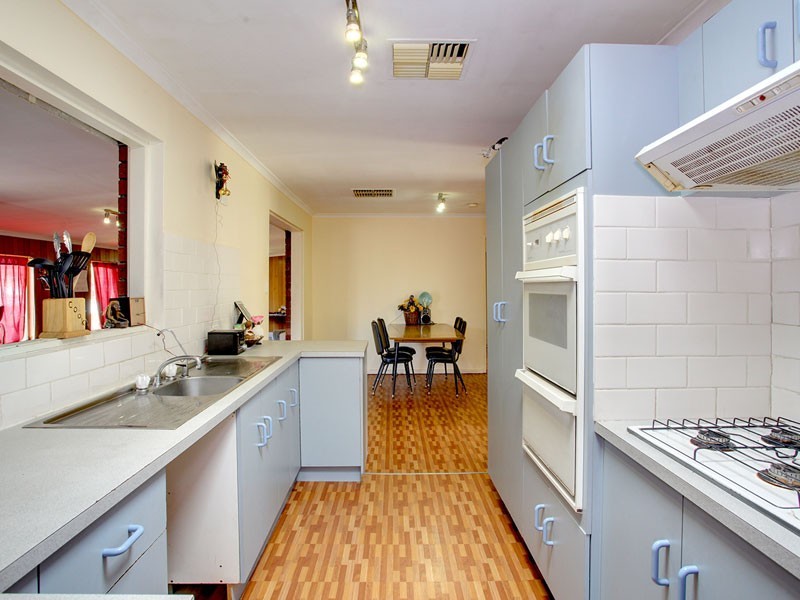 3 Meadow Way, Hackham West SA 5163