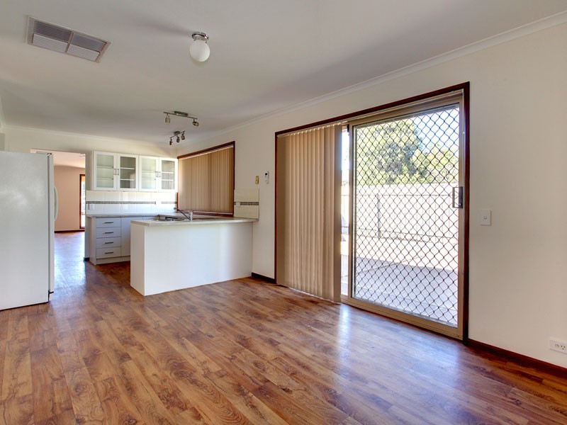 30 Lantern Drive, Seaford Rise SA 5169