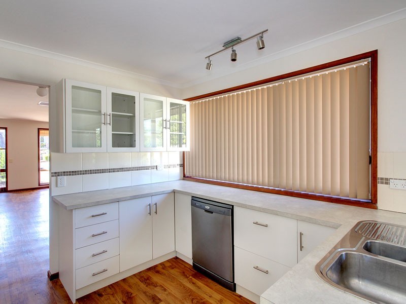 30 Lantern Drive, Seaford Rise SA 5169