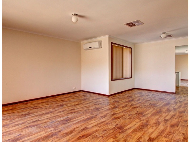 30 Lantern Drive, Seaford Rise SA 5169