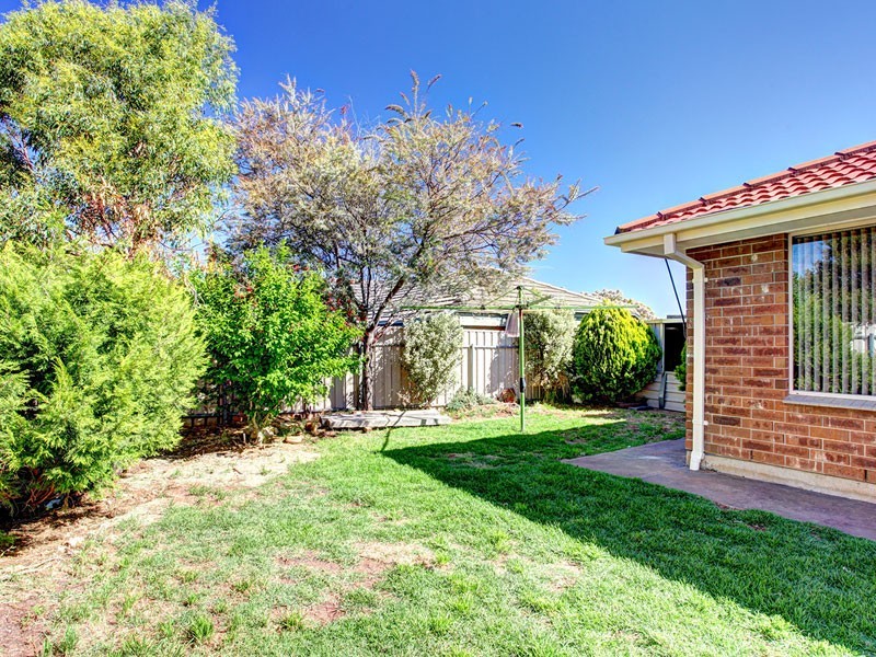 30 Lantern Drive, Seaford Rise SA 5169