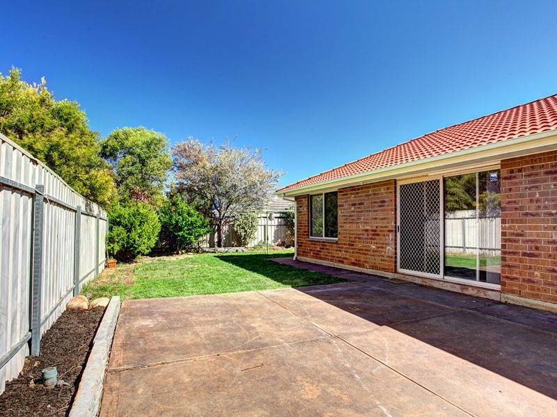 30 Lantern Drive, Seaford Rise SA 5169