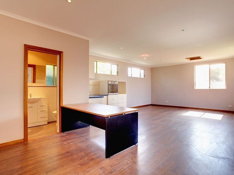 75 Albany Avenue, Port Noarlunga South SA 5167