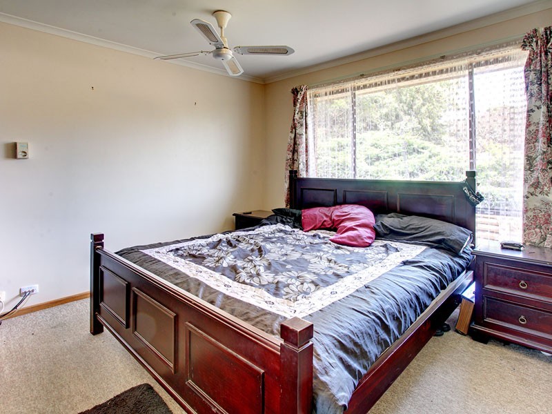 8 McIlwaine Crescent, Noarlunga Downs SA 5168