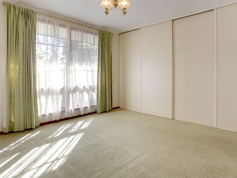 19 Sunnymeade Drive, Aberfoyle Park SA 5159