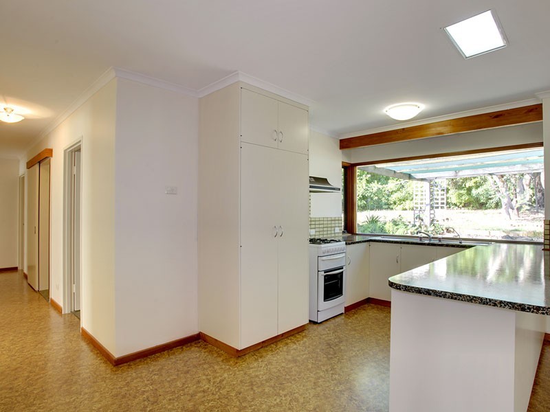 19 Sunnymeade Drive, Aberfoyle Park SA 5159