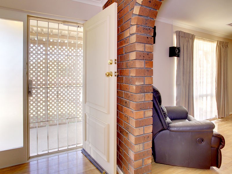 8 Scenic Way, Hackham SA 5163