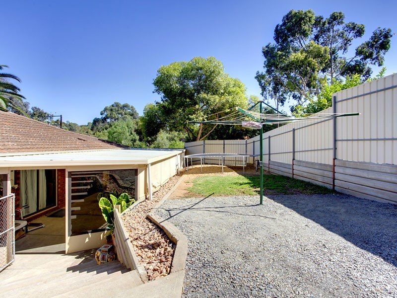 8 Scenic Way, Hackham SA 5163