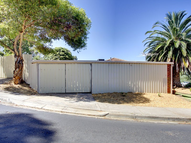 8 Scenic Way, Hackham SA 5163