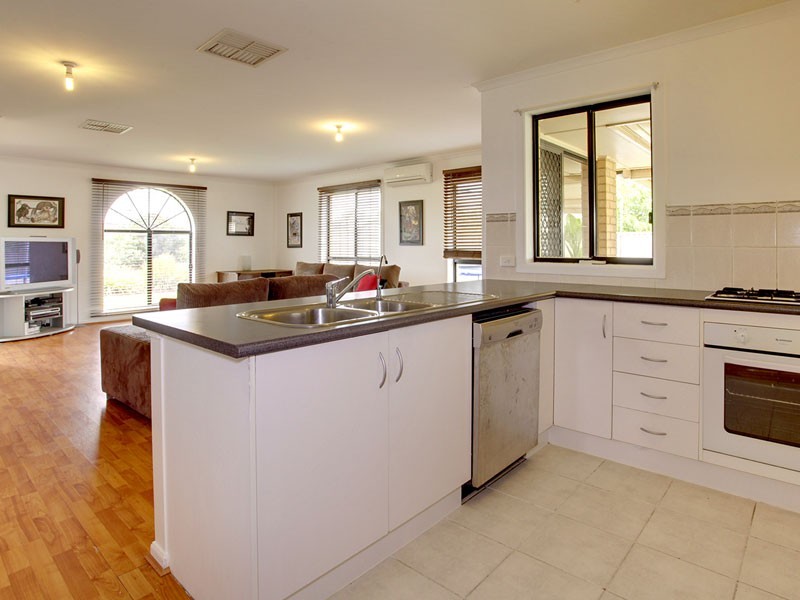 19 Bluepoint Way, Aldinga Beach SA 5173