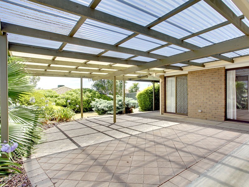 14 Potter Drive, Woodcroft SA 5162