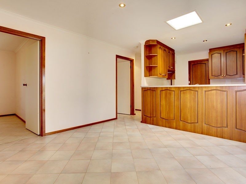 14 Potter Drive, Woodcroft SA 5162