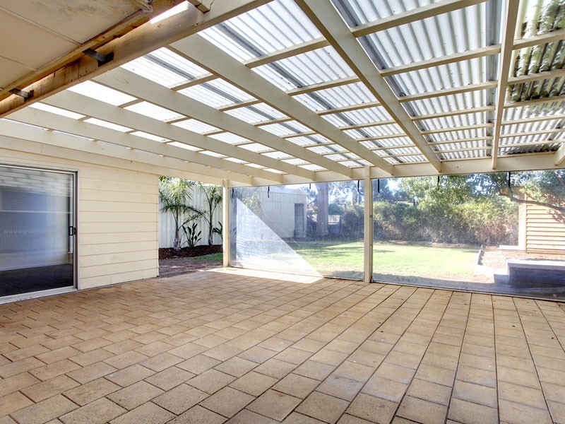 22 Conington Crescent, Morphett Vale SA 5162