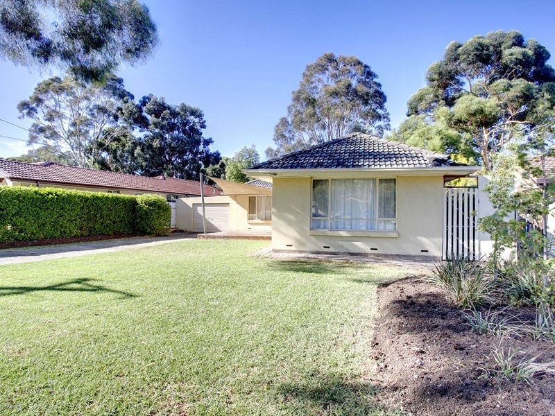 22 Conington Crescent, Morphett Vale SA 5162