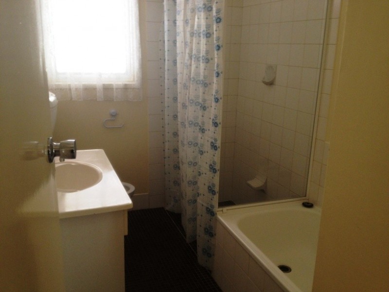 17 Owen Court, Christie Downs SA 5164