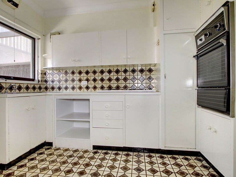 Unit 9, 16 Moseley Street, Glenelg SA 5045