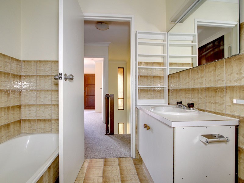 Unit 9, 16 Moseley Street, Glenelg SA 5045